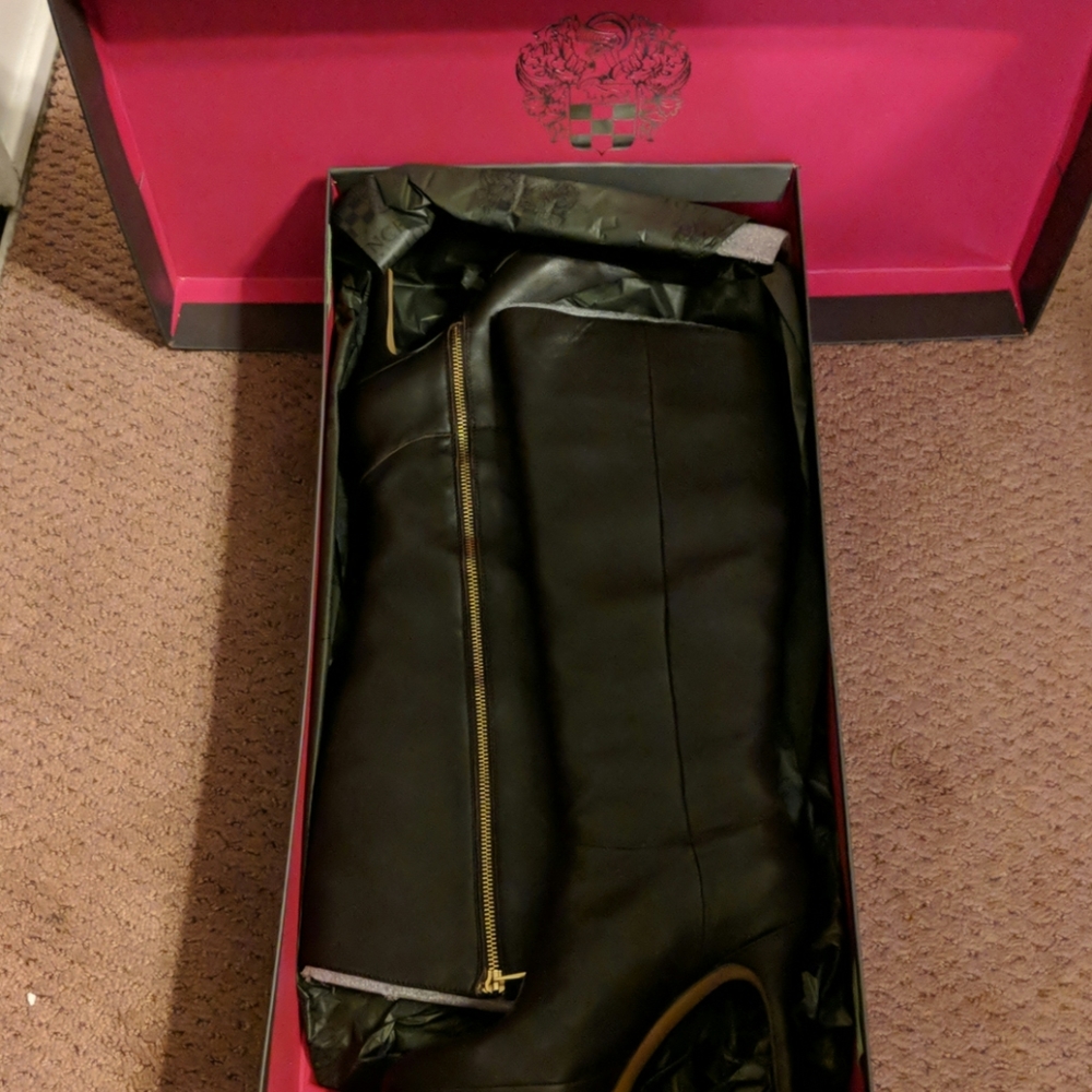 Vince Camuto Emilian Dark Brown